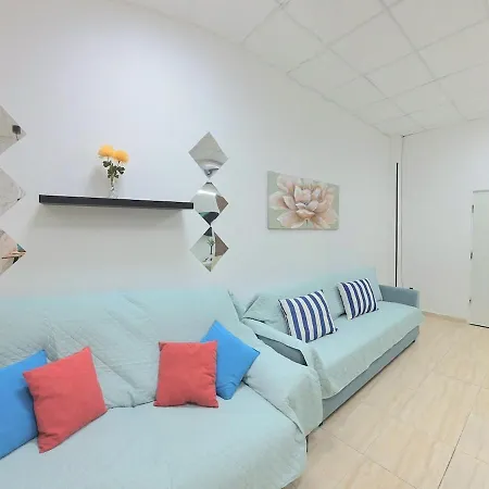 شقة Centro Living 2 Bedroom In The Center Of By Namaste Elite *