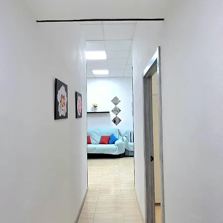 Centro Living 2 Bedroom In The Center Of By Namaste Elite شقة توريمولينوس